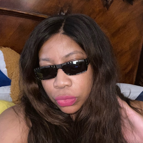 Burberry sunglasses - plaid frame - Picture 8 of 9